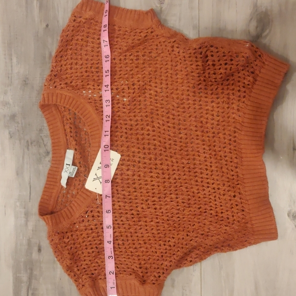 NWT Forever 21 Crochet Mesh Crop - Picture 3 of 7